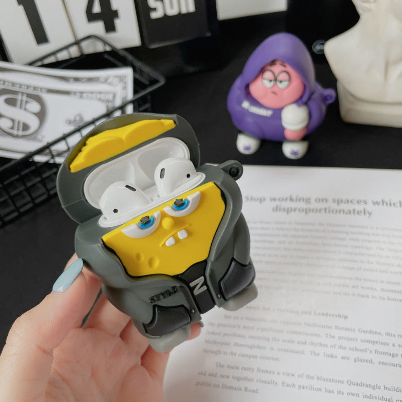 Stylish Minion AirPods Case AIRPODS PRO 2 Trendy Protection for Your AirPods pro 2