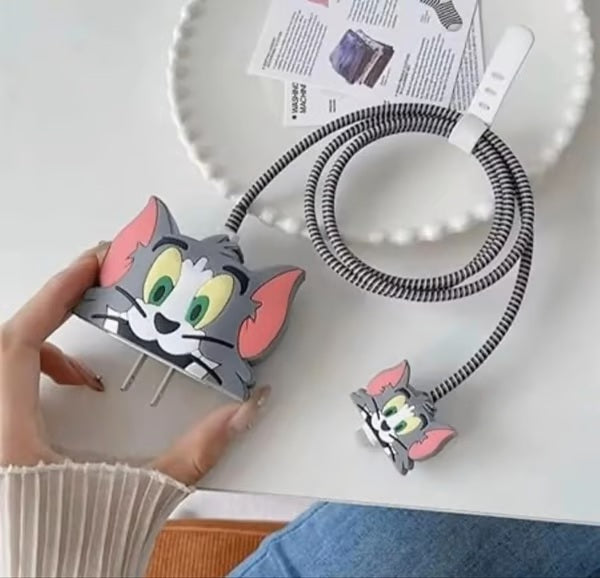 Tom and Jerry-themed charger case & protector Cable APPLE IPHONE SILICON CASE Cute and functional charging cables with Tom and Jerry characters