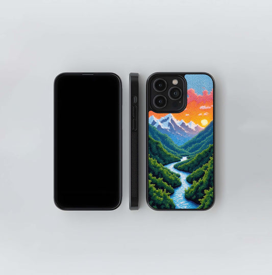 Beaded River Glow Glass Case