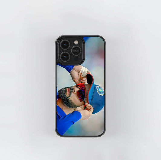 The Focused King Glass Case